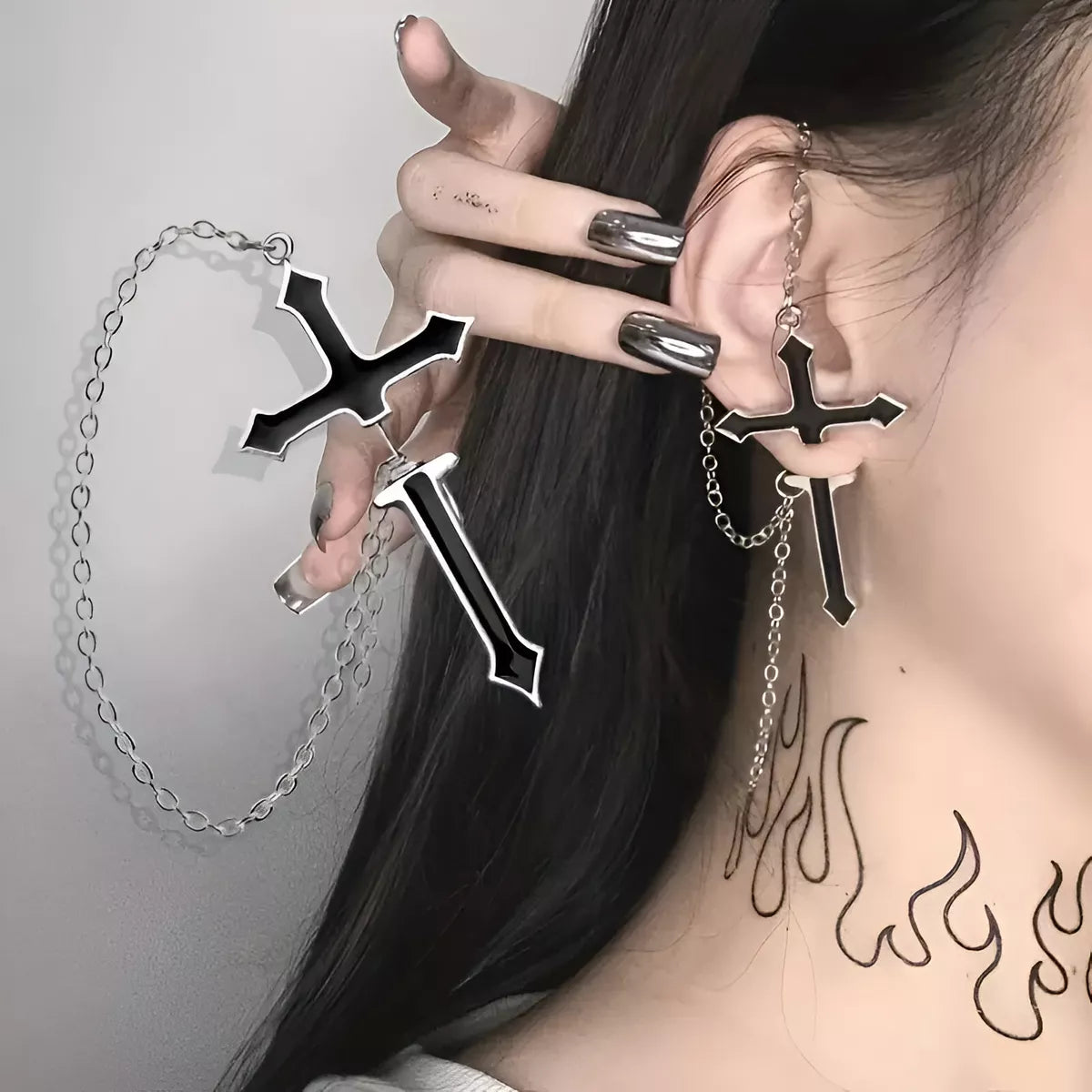 Pendientes Con Cadena Cruzada Gótica Forma Cruz Negra