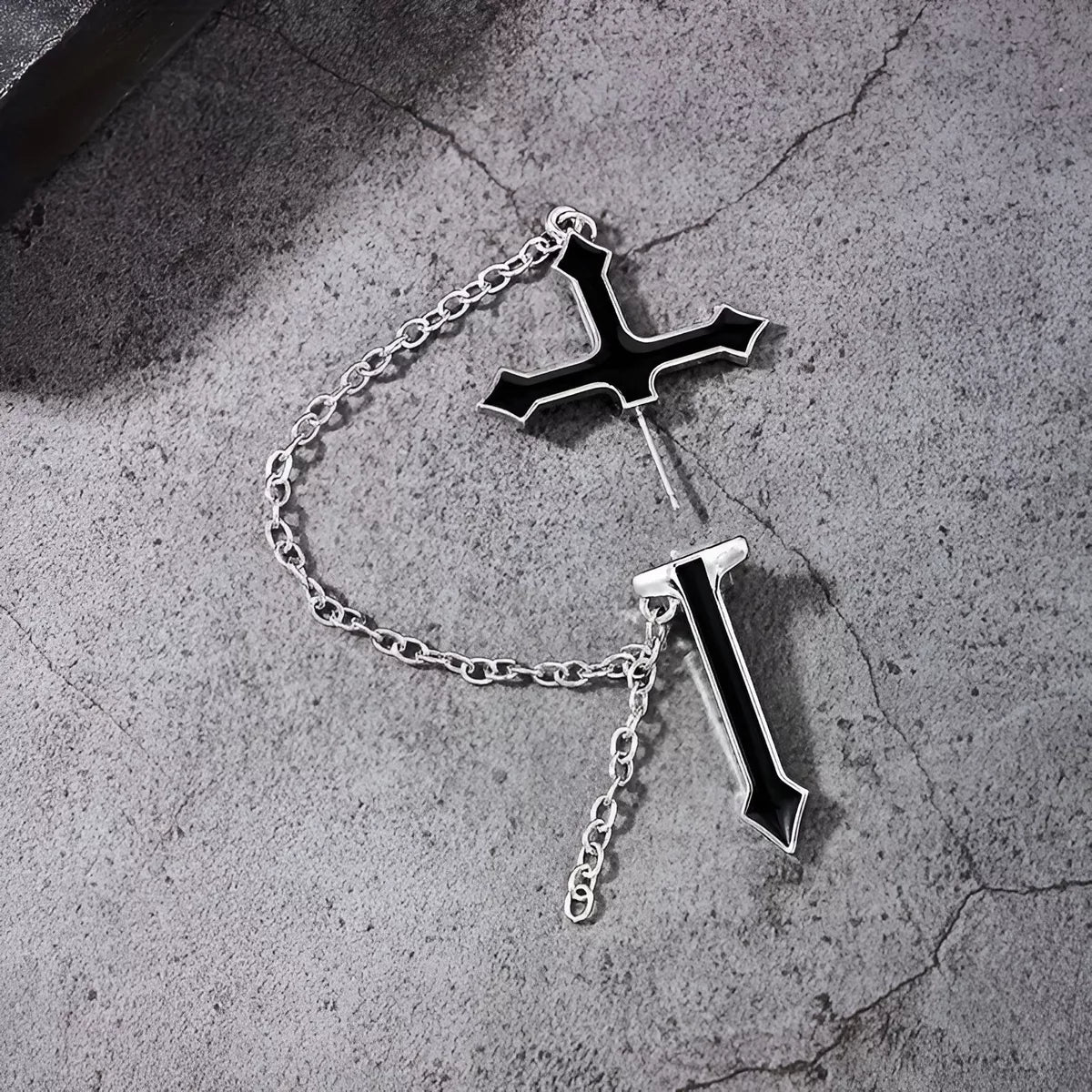 Pendientes Con Cadena Cruzada Gótica Forma Cruz Negra