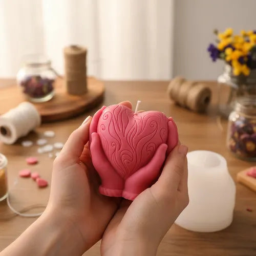 Molde De Silicona Para Velas Corazón Entre Manos Ideal Cera