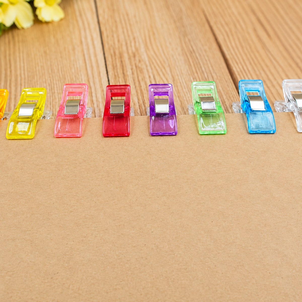 Pinzas de costura en colores surtidos · Pack de 100 unidades